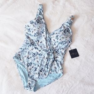 🆕️👙NipTuck- Swimsuit